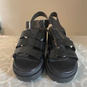 Texto Gladiator Platform Sandals Black Womens Size 10 Chunky Lug Sole Vegan